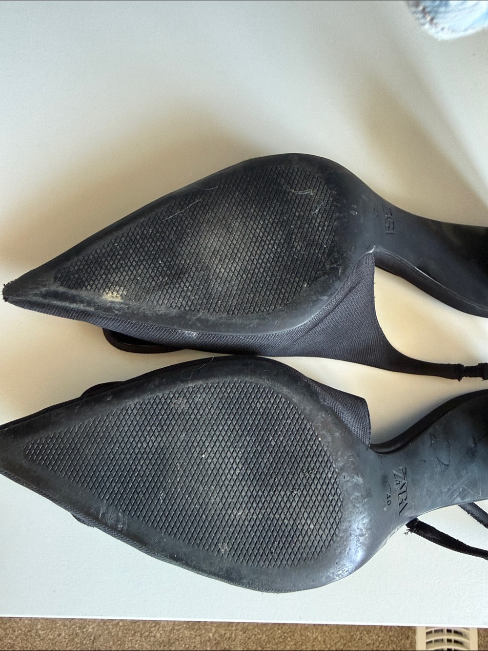 Zara Black Pointed Slingback Heels with Square Detail - Picture 4 of 4
